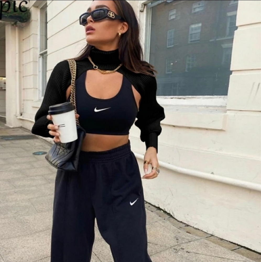 Zara turtleneck  sleeves top - Picture 2 of 16